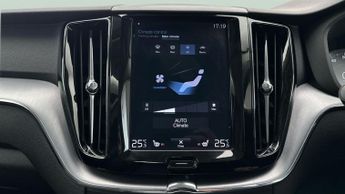 Volvo XC60 2.0 B5 MHEV Momentum (250 ps) - B PILLAR VENTILATION - BLUETOOTH