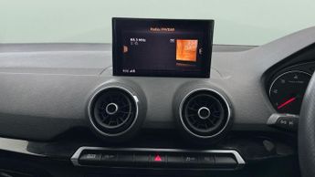 Audi Q2 1.6 TDI 30 Black Edition S Tronic (116 ps) - DAB - PRIVACY GLASS