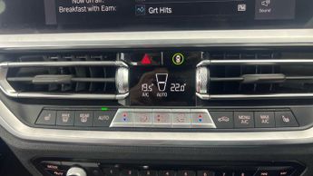 BMW 3 Series 2.0 330e 12kWh M Sport Plug-in (292 ps) - PERFORMANCE CONTROL - 