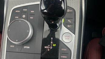 BMW 3 Series 2.0 330e 12kWh M Sport Plug-in (292 ps) - PERFORMANCE CONTROL - 