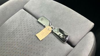 Cupra Born 58kWh V3 (204 ps) - DAB - PRIVACY GLASS - USB AUDIO