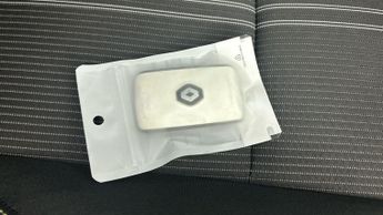 Renault Captur 1.6 E-TECH 9.8kWh E-Tech engineered Plug-in (160 ps) - BLUETOOTH