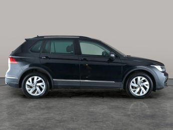 Volkswagen Tiguan 2.0 TDI Life DSG (150 ps) - NAV - BLUETOOTH - PARK SENSORS