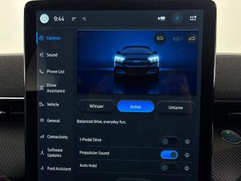 Ford Mustang Mach-e Extended Range 91kWh Automatic AWD (351 ps) - KEYLESS ENTRY - 36