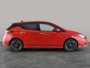 Nissan Leaf 39kWh Tekna (150 ps) - KEYLESS ENTRY - 360 CAM - LED