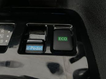 Nissan Leaf 39kWh Tekna (150 ps) - KEYLESS ENTRY - 360 CAM - LED