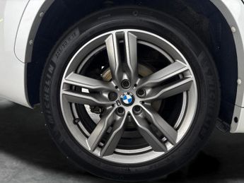 BMW X1 1.5 18i M Sport DCT sDrive (136 ps) - CARPLAY - PARK ASSIST - LE