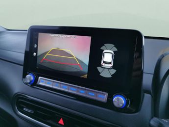 Hyundai Kona 64kWh Premium (10.5kW Charger) (204 ps) - NAV - HEATED SEATS
