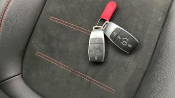 Mercedes-Benz EQA EQA 250 66.5kWh AMG Line (190 ps) - COMFORT PACK - PADDLE SHIFT