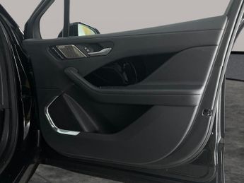 Jaguar I-PACE 400 90kWh SE 4WD (400 ps) - REVERSE CAM - MERIDIAN AUDIO - NAV