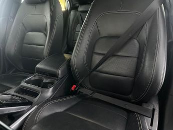 Jaguar I-PACE 400 90kWh SE 4WD (400 ps) - REVERSE CAM - MERIDIAN AUDIO - NAV