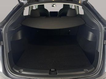 Tesla Model Y SUV RWD (346 ps) - REVERSE CAM - NAV - LEATHER