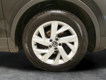 Volkswagen Tiguan 2.0 TDI Life DSG (150 ps) - NAV - BLUETOOTH - PARK SENSORS