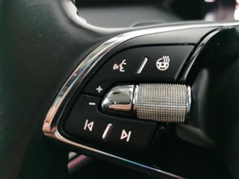 Skoda Enyaq 62kWh 60 (DC120kW) (179 ps) - SMARTLINK - REVERSE CAM - NAV