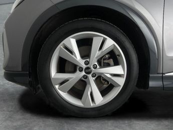 Audi Q4 E-tron 40 S line Sportback 82kWh (204 ps) - LED - HEATED SEATS - SPORTS