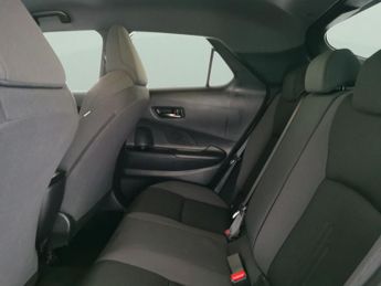 Toyota C-HR 2.0 VVT 13.6kWh Design Plug-in CVT (223 ps) - NAV - HEATED SEATS