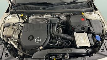 Mercedes-Benz CLA 1.3 CLA180 AMG Line (Premium Plus 2) Coupe 7G-DCT (136 ps) - DRI