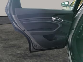 Audi e-tron 50 Technik quattro 71.2kWh (11kW Charger) (313 ps) - KEYLESS ENT