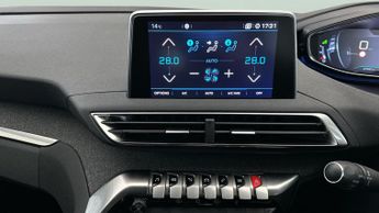 Peugeot 3008 1.5 BlueHDi Allure EAT (130 ps) - BLUETOOTH - PARK SENSORS