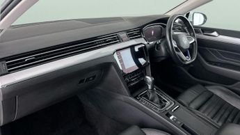 Volkswagen Passat 1.4 TSI 13kWh GTE Advance Plug-in DSG (218 ps) - PRIVACY GLASS -