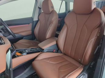 Skoda Enyaq 82kWh 80 (204 ps) - SMARTLINK - REVERSE CAM - NAV