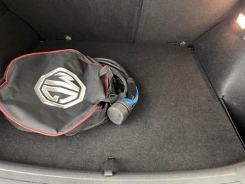 MG MG ZS 72.6kWh Trophy Connect Long Range (156 ps) - NAV - BLIND SPOT AS