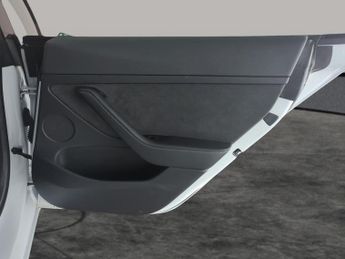 Tesla Model 3 Saloon RWD (241 bhp) - PARK ASSIST - LED - REVERSE CAM