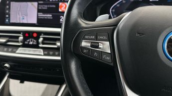 BMW 3 Series 2.0 330e 12kWh SE Pro Plug-in (292 ps) - BLUETOOTH - CRUISE - DR