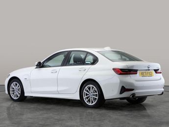 BMW 3 Series 2.0 330e 12kWh SE Pro Plug-in (292 ps) - BLUETOOTH - CRUISE - DR