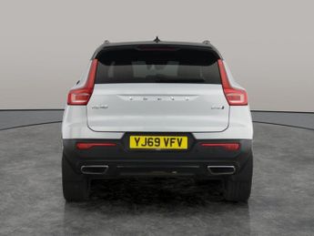 Volvo XC40 2.0 D4 R-Design Pro AWD (190 ps) - CLIMATE CONTROL - DAB