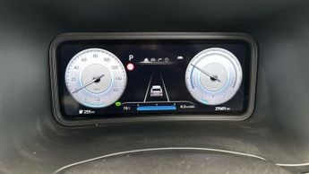 Hyundai Kona 64kWh Premium (10.5kW Charger) (204 ps) - HEATED SEATS - HEATED 