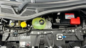 Smart Fortwo 17.6kWh Pulse Premium Coupe (22kW Charger) (82 ps) - BLUETOOTH -