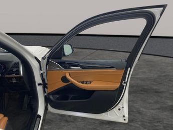 BMW iX3 80kWh Premier Edition (286 ps) - LEATHER - HEATED SEATS - NAV