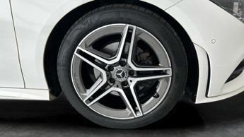 Mercedes-Benz CLA 1.3 CLA180 AMG Line (Premium Plus 2) Coupe 7G-DCT (136 ps) - DRI