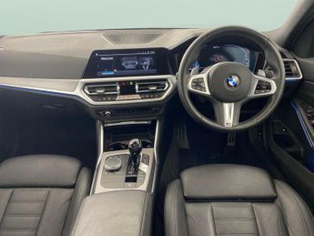 BMW 3 Series 2.0 330e 12kWh M Sport Plug-in (292 ps) - ACOUSTIC GLAZING