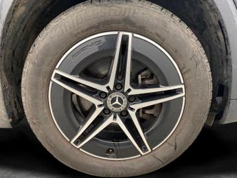 Mercedes-Benz EQA EQA 350 66.5kWh AMG Line 4MATIC (292 ps) - ADAPTIVE LIGHTS - HEA