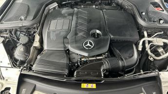 Mercedes-Benz E Class 2.0 E300d AMG Line Night Edition (Premium Plus) G-Tronic+ (245 p