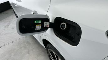 Ford Kuga 2.5h Duratec ST-Line X Edition CVT (190 ps) - NAV - HEATED STEER