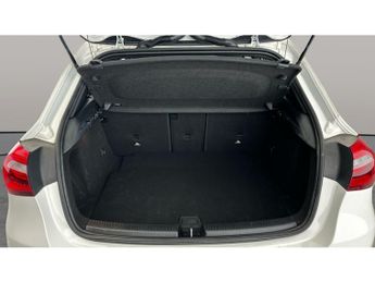 Mercedes-Benz A Class 1.3 A180 SE (Executive) 7G-DCT (136 ps) - COMFORT PACK - LANE DE