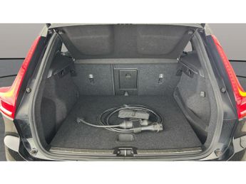 Volvo XC40 1.5h T5 Twin Engine Recharge 10.7kWh R-Design Pro Plug-in (262 p