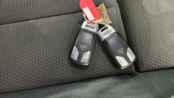 Audi A4 2.0 TFSI 35 S line S Tronic (150 ps) - CLIMATE CONTROL - KEYLESS