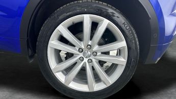 Jaguar E-pace 2.0 D180 R-Dynamic HSE AWD (180 ps) - BLUETOOTH - PADDLE SHIFT