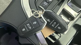 Peugeot 3008 1.6 13.2kWh GT Plug-in e-EAT 4WD (300 ps) - BLUETOOTH - SPEED LI