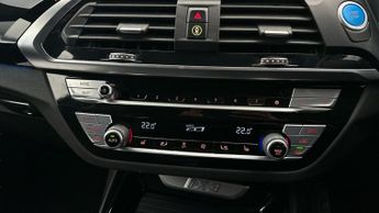 BMW iX3 80kWh Premier Edition (286 ps) - LEATHER - NAV - HEATED SEATS