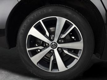 Nissan Leaf 40kWh Acenta (150 ps) - INTELLIGENT LANE INTERVENTION - LANE DEP