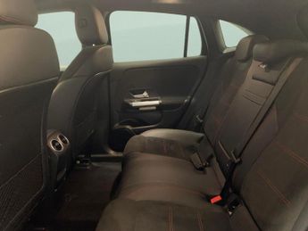 Mercedes-Benz EQA EQA 250+ 70.5kWh AMG Line (190 ps) - ADAPTIVE LIGHTS - HEATED LE