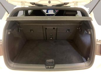 Volkswagen Golf 2.0 TDI GTD DSG (200 ps) - PADDLE SHIFT - SPORTS SEATS - PRIVACY