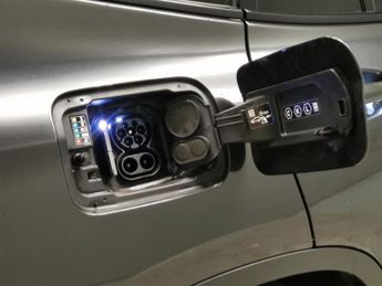 BMW iX3 80kWh Premier Edition (286 ps) - LEATHER - NAV - HEATED SEATS