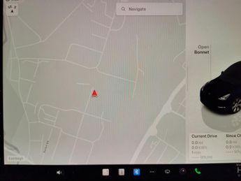 Tesla Model Y (Dual Motor) Long Range 4WDE (384 bhp) - REVERSE CAM - NAV - LEA