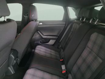 Volkswagen Polo 2.0 TSI GTI DSG (207 ps) - LED - LIGHT AND SIGHT PACK - BLUETOOT